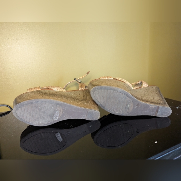 Madison | Women's wedges | Size 8.5 - Picture 6 of 6